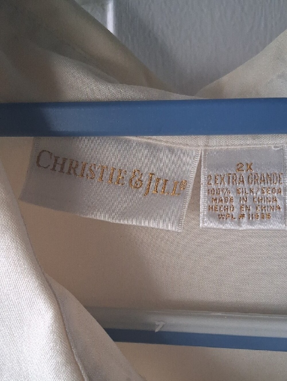 Classic Silk Cream Button-Down Shirt with Chest Pockets - Picture 2 of 6